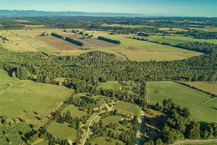 Vista aérea del territorio y campos de la región